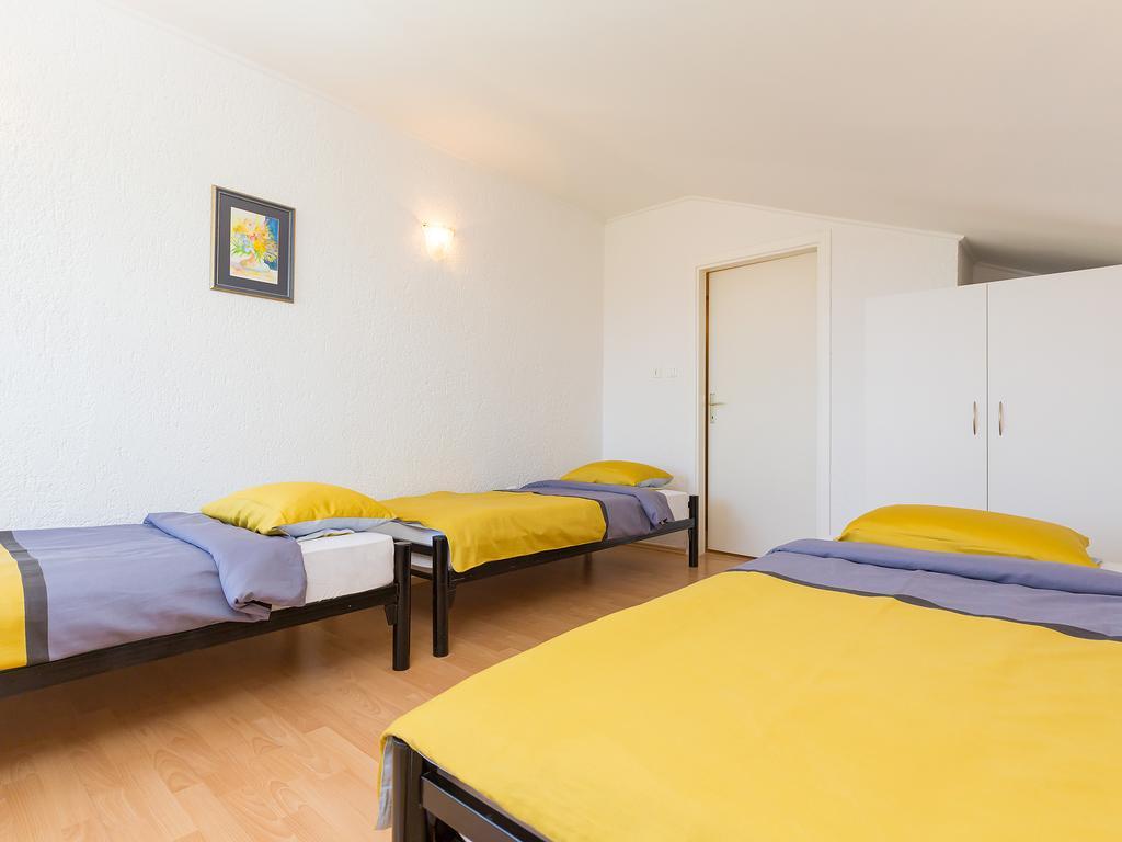 Gala Apartment